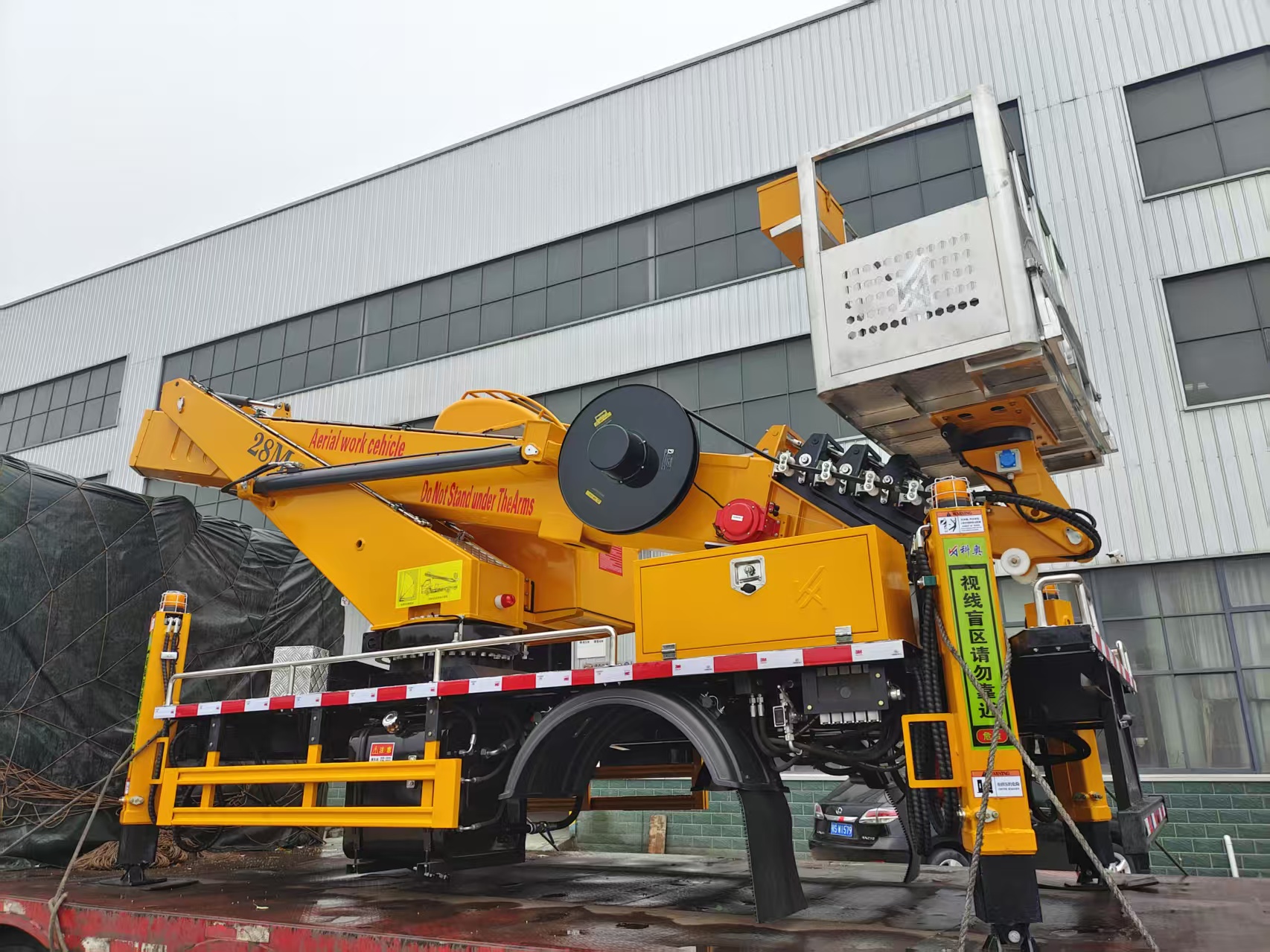 aerial platform truck body